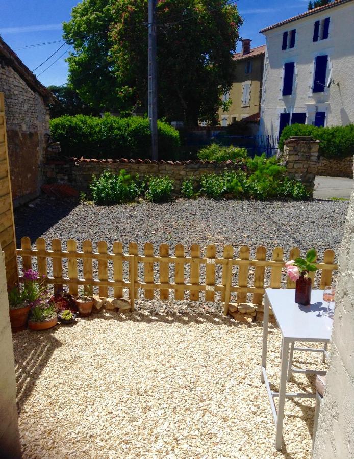 La Sonnette B&B Ventouse Dış mekan fotoğraf
